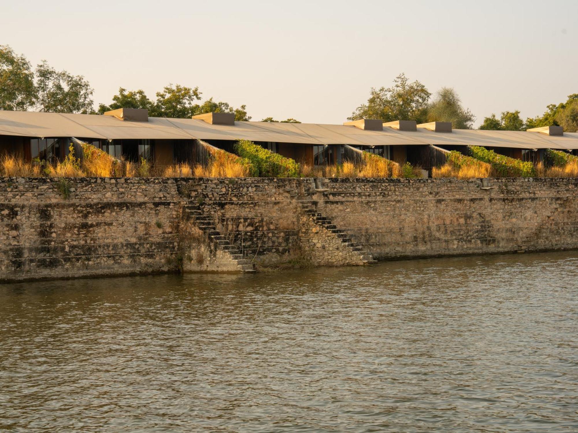 Raas Chhatrasagar, Nimaj, District Pali Zewnętrze zdjęcie